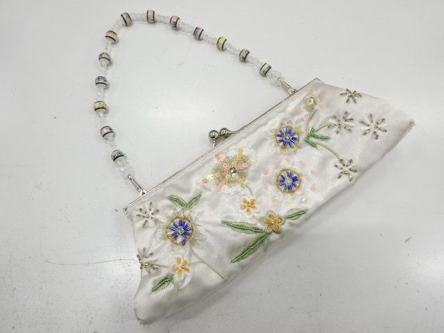 ビーズ　ハンドバッグ